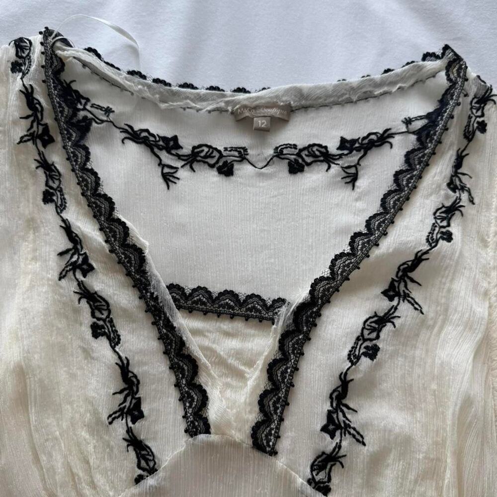 Gorgoues white lace real silk cami - Picture 2 of 3